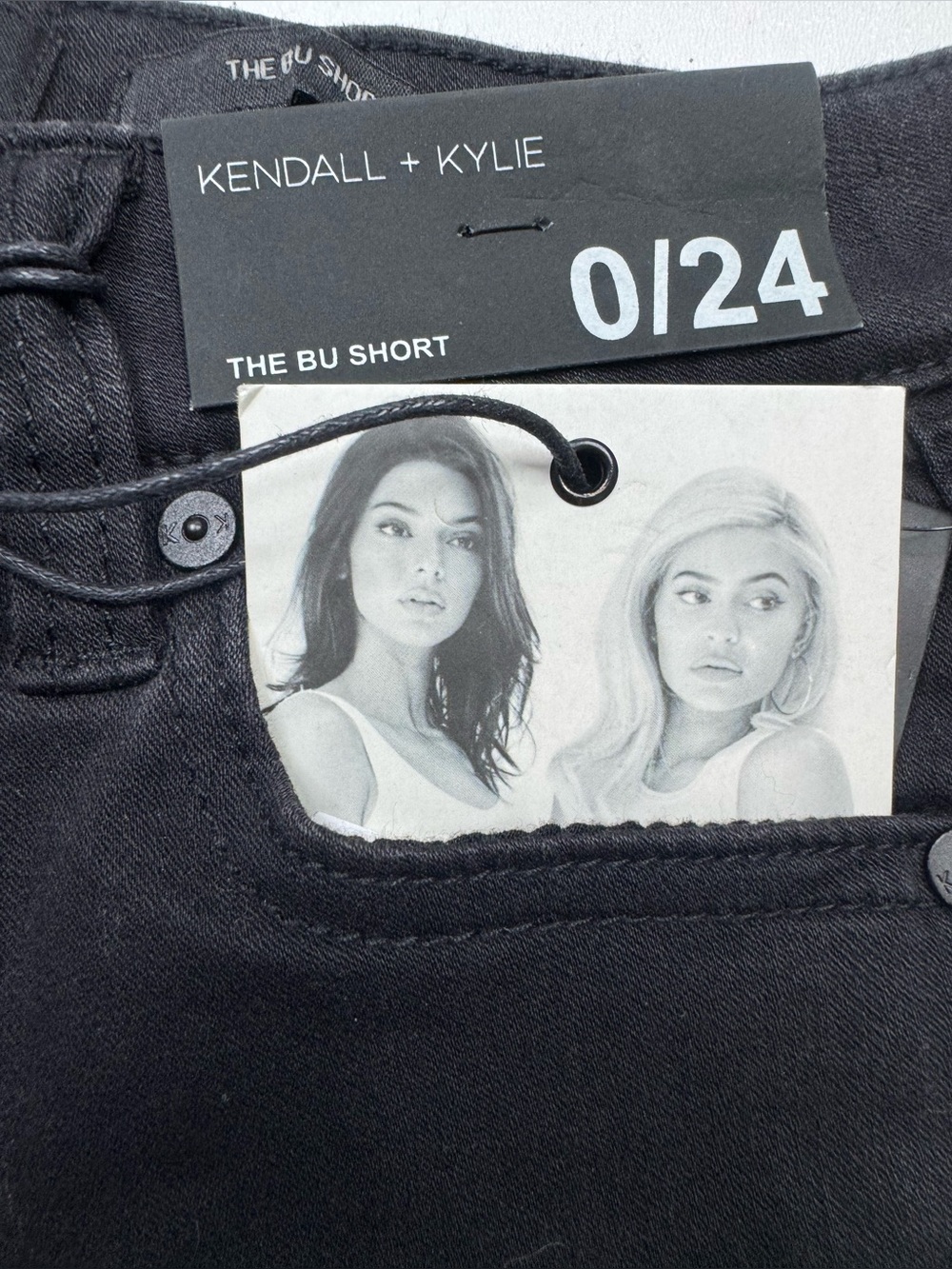 Kendall & Kylie 11in Stretch Black Jean Shorts Size 24/0 - Picture 5 of 10
